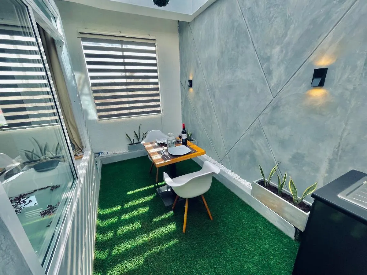 Hotel 8 Plus Luxury Apartments Negombo