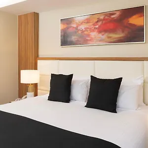 https://best-western-plus-hotel-diana.queenslandhotels.net