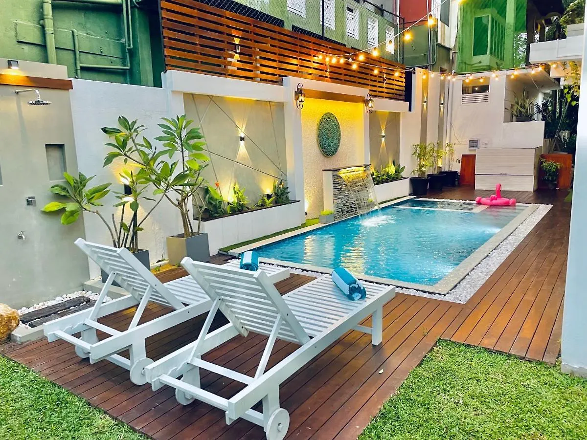 8+ Plus Motels Negombo Hotel